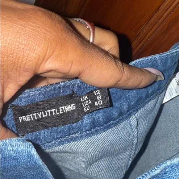 PrettyLittleThing Indigo Denim Jumpsuit - Picture 3 of 6